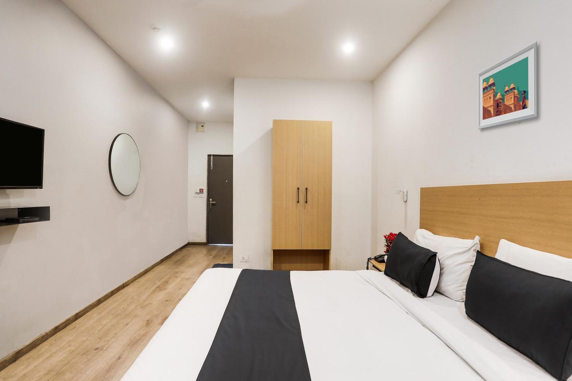 Townhouse Rajdhani Residency Sururnagar Экстерьер фото